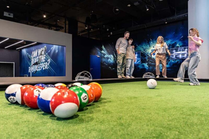 Soccerbeat - Germany's first football experience world in Frankfurt - Discover Soccerbeat: Frankfurt’s Premier Football Entertainment Destination