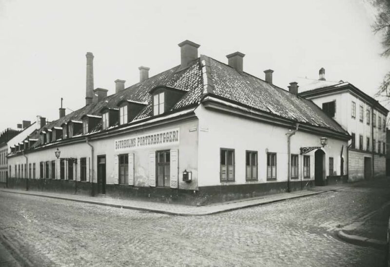 Södermalm Beer Walking Tour and Tasting - Accessibility and Suitability Considerations