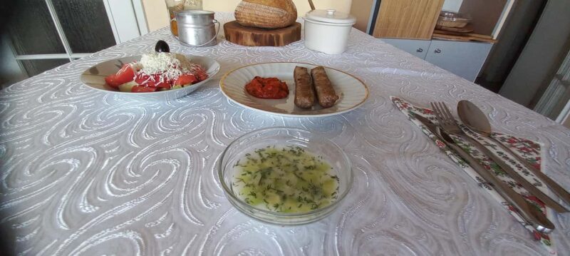 Sofia: 1980s Communism-Era Dinner with Local Host - Key Points