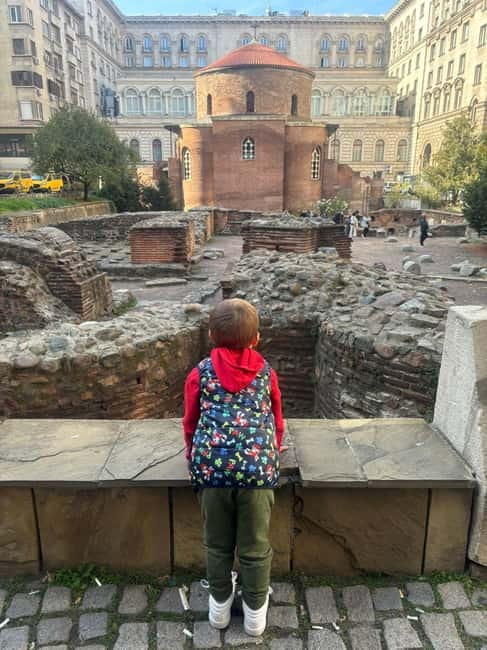 Sofia: Live Guided Tour with Headphones - Soaking in the Mineral Hot Water Spring