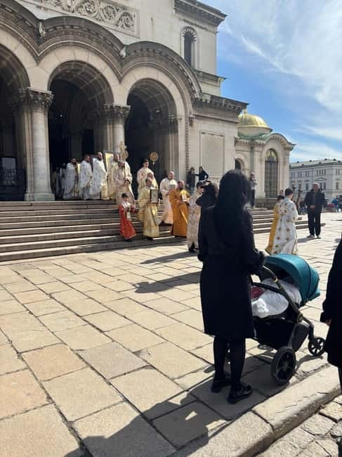 Sofia: Live Guided Tour with Headphones - Climbing to St Sofia Church and the Russian Church