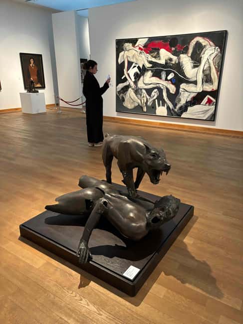 Sofia: National Gallery Kvadrat 500 Guided Tour - Explore Sofias Largest Art Collection with a Guided Tour