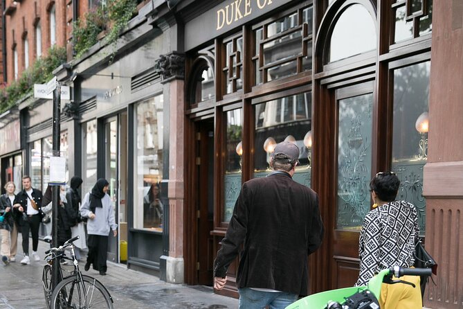 Soho Music & Historic Pubs Tour - Practical Details and Meeting Point
