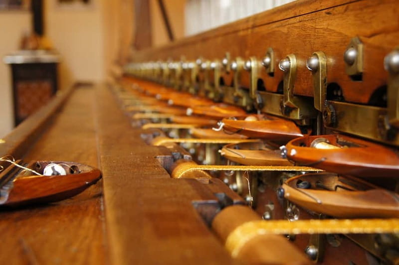 Soierie Vivante's weaving workshops : tours and demos - Practical Information and Accessibility