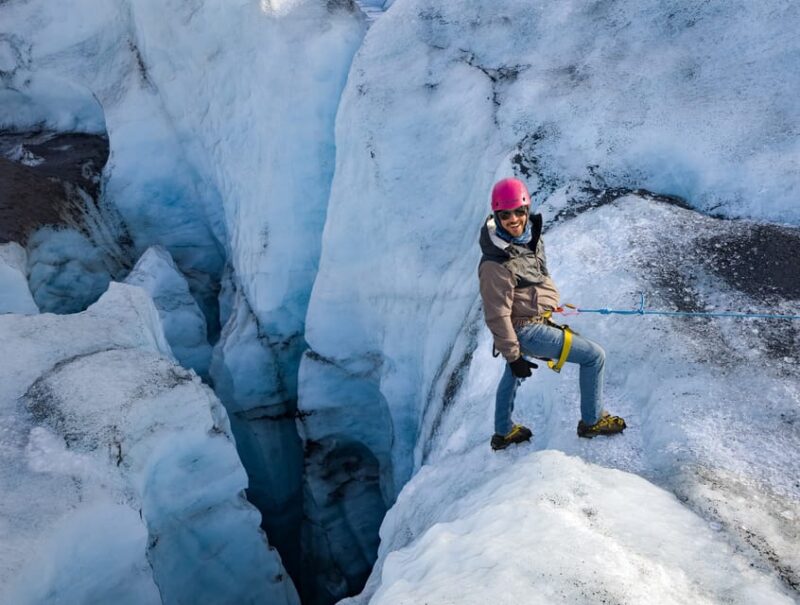 Sólheimajökull Glacier: Guided Hike with Equipment - Discover the Icy Majesty of Sólheimajökull Glacier