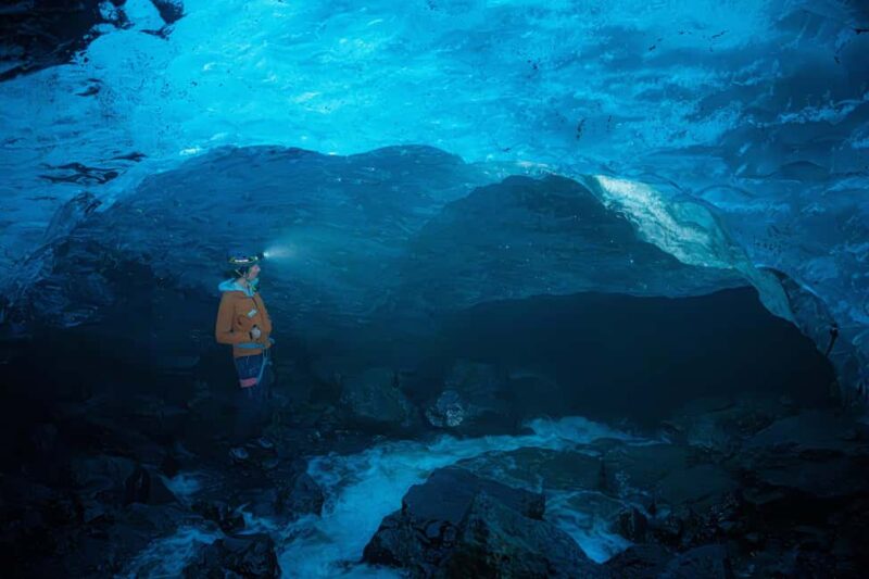 Sólheimajökull: Glacier Hike and Ice Cave Tour - Discover the Sólheimajökull Glacier and Its Blue Ice Cave