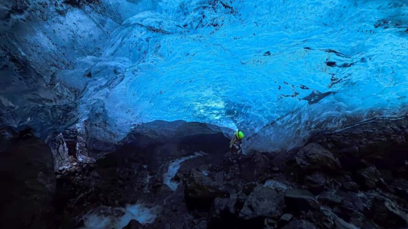 Sólheimajökull: Glacier Hike and Ice Cave Tour - What Sets This Tour Apart from Others