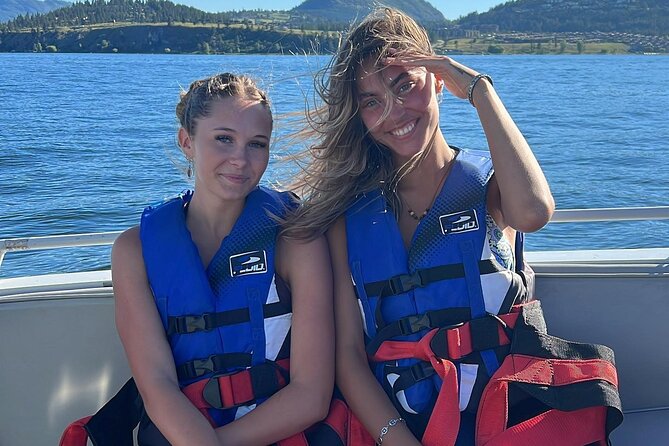 Solo Parasailing Experience in Kelowna - What Sets This Tour Apart