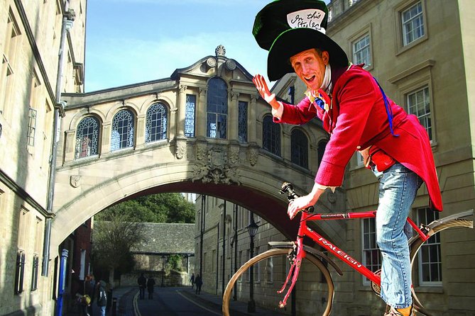 Solo Travellers- university or Harry Potter private group tour - Discover Oxfords Top Landmarks with a Guided Walk