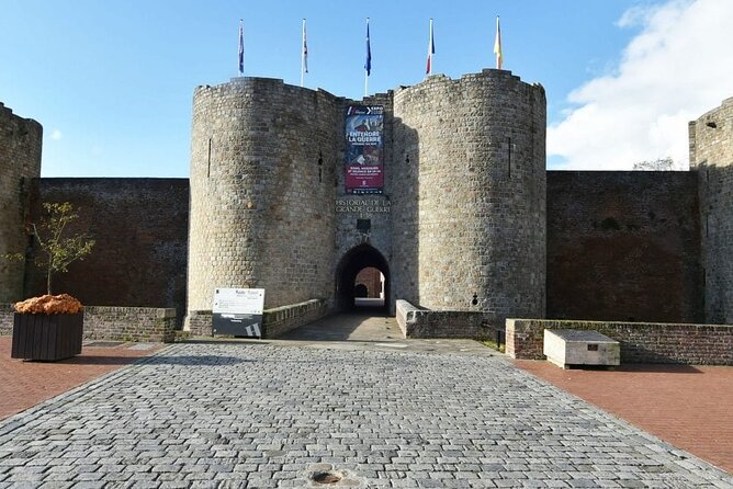 Somme Battlefields Day Trip from Paris - Visiting Lochnagar Crater: A Massive War Remnant
