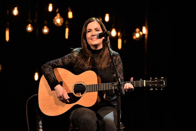 Songwriter Session Performance & Country Music Hall of Fame Combo - Key Points