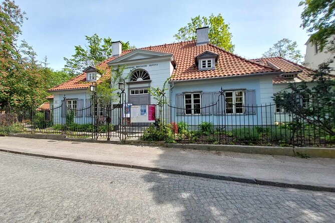 Sopot Private City Tour with a local architect - Sopot’s Rich Spa Architecture and Artist Residences