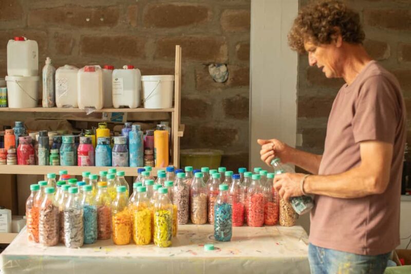 Soriano nel Cimino: Studio visit with an artist + lunch in the home-studio - Discovering the Artistic Process in the Operational Studio