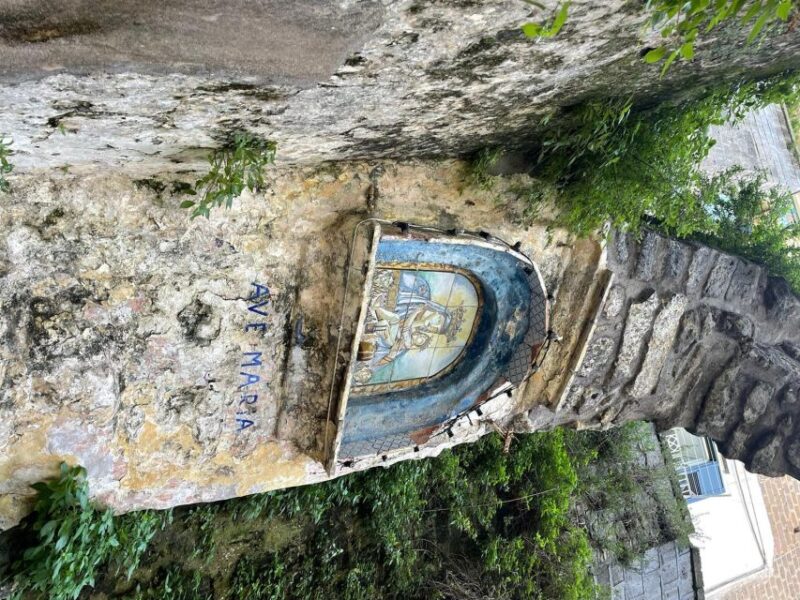 Sorrento: Gothic-Baroque Art Tour & Free local Tasting - Visiting Traditional Villages and Local Markets