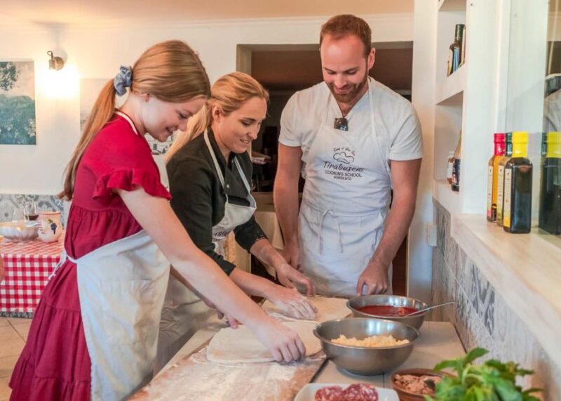 Sorrento: Pizza Making Course - Making Your Own Authentic Italian Pizza