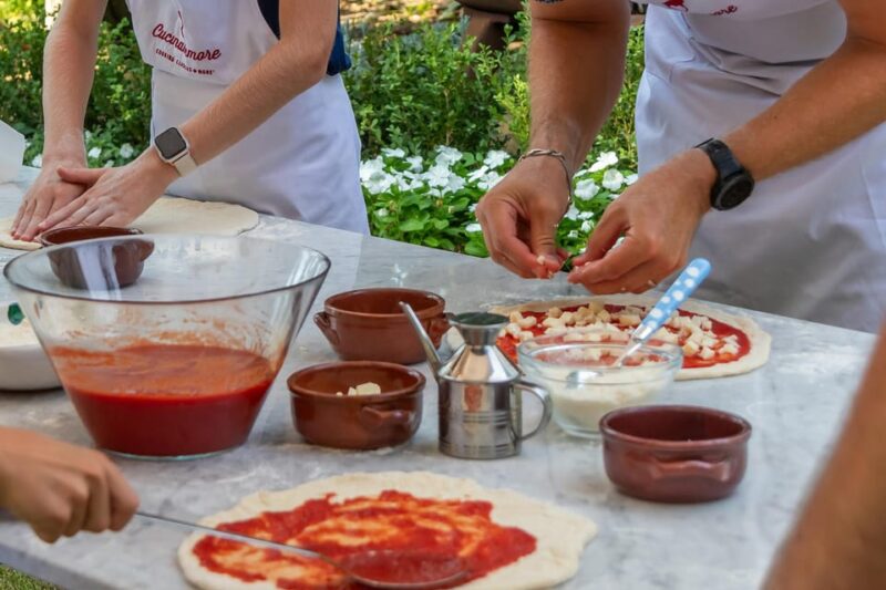 SORRENTO: Pizza School Mastering Neapolitan Delights - Crafting Authentic Neapolitan Pizza from Scratch