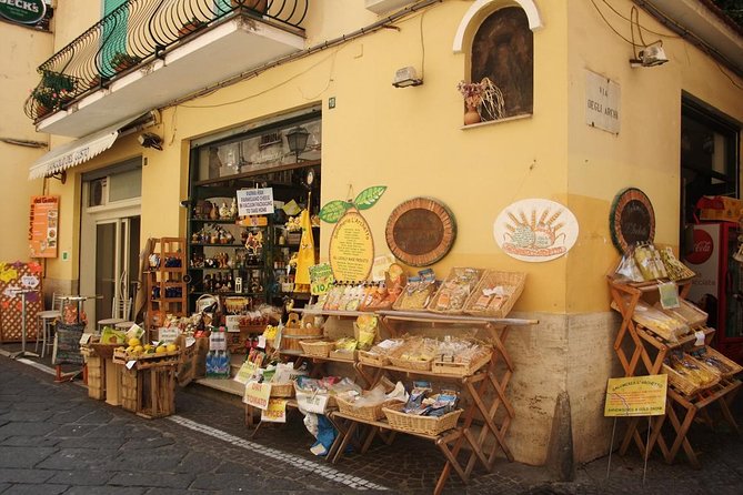 Sorrento, Pompei & Wine-Tasting: walk, visit & drink (8hour tour) - Flexibility and Optional Guided Tours
