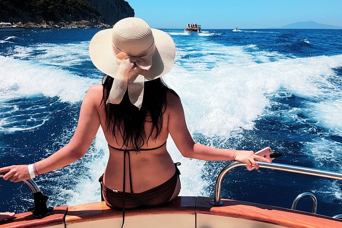 Sorrento: Private boat Capri&Positano - Gozzo Sorrentino 8.50 - Swimming and Snorkeling Opportunities