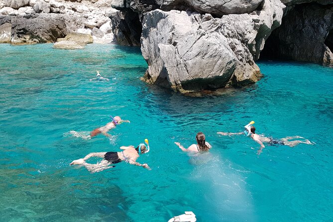 Sorrento: private boat tour Capri&Positano - Apreamare 10 - A Full Day in Capri: Sightseeing and Free Time
