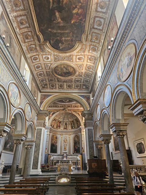 Sorrento through the eyes of a local - Admiring Villa Fiorentino and Its Art Exhibitions