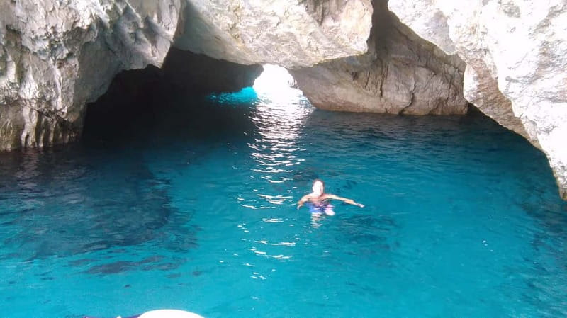 Sorrento: Yacht Day Trip to Capri with Drink and Snack - Key Points