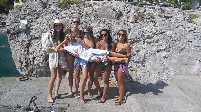 Sorrento: Yacht Day Trip to Capri with Drink and Snack - Time to Explore Capri’s Piccola Bay