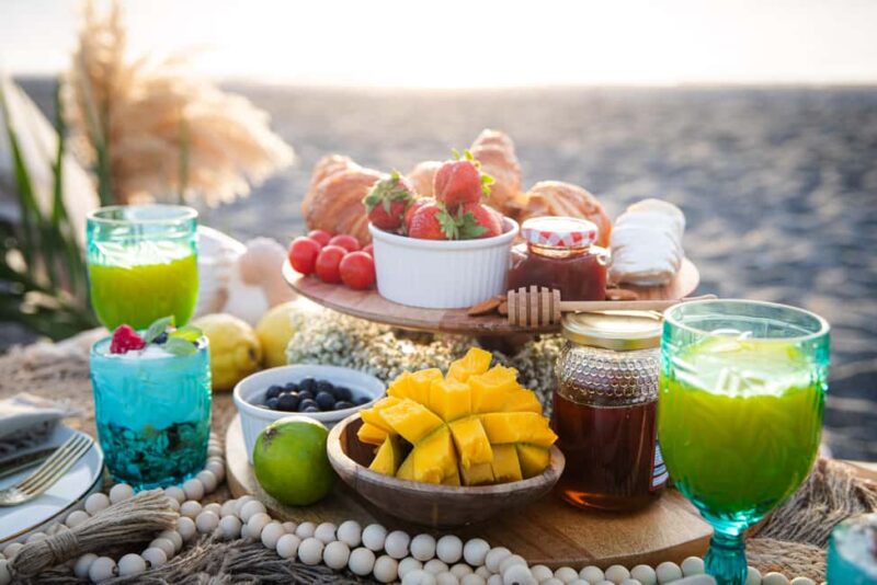 Sotogrande: Styled Outdoor Picnic with Tapas. - The Stylish Setup and Decor Details