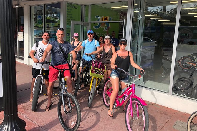 South Beach Bicycle Rental - Exploring Miami’s Iconic Landmarks at Your Own Pace