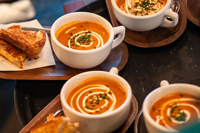 South Beach Miami Food & Fun Art Deco Food Tour - Versace Mansion and Ocean Drive Photo Stops