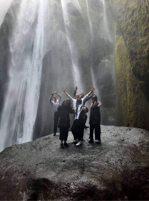 South Coast, Iceland: Day Private Tour - Visiting Seljalandsfoss and the Hidden Gljúfrabúl Waterfall