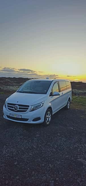 South Coast with Diamond Beach and Jökulsárlón Private Tour - Diamond Beach: Glimmering Ice on Black Sand