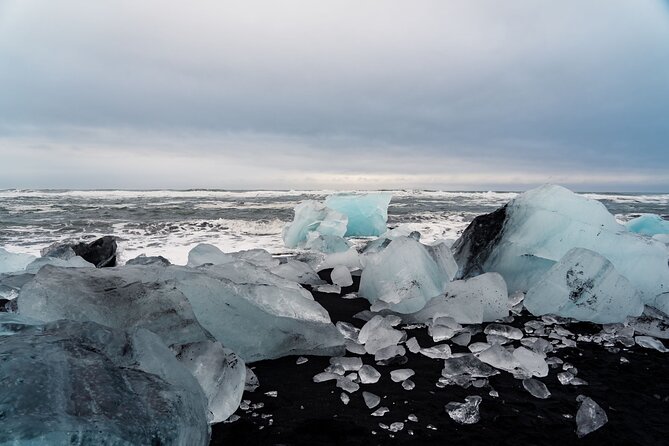South Iceland and Glacier Lagoon: Jökulsárlón with Boat Tour - Approaching Jokulsarlon Glacier Lagoon