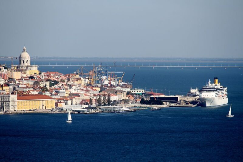 South Lisbon: 3-Hour Christ the King Electric Bike Tour - Physical Requirements and What to Bring