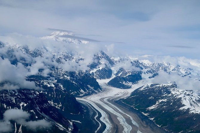 South Side Explorer with Glacier Landing - Talkeetna as the Starting Point for Alaska Scenic Flights