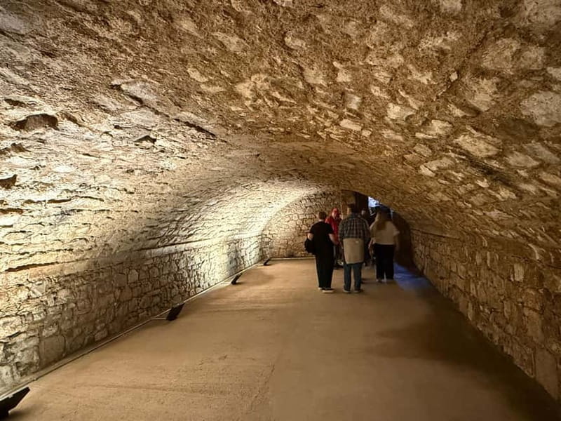 Southampton: 2 Hour Guided Walking Tour with Medieval Vaults - Explore Southampton’s Medieval Walls and Hidden Vaults in a 2-Hour Guided Walk