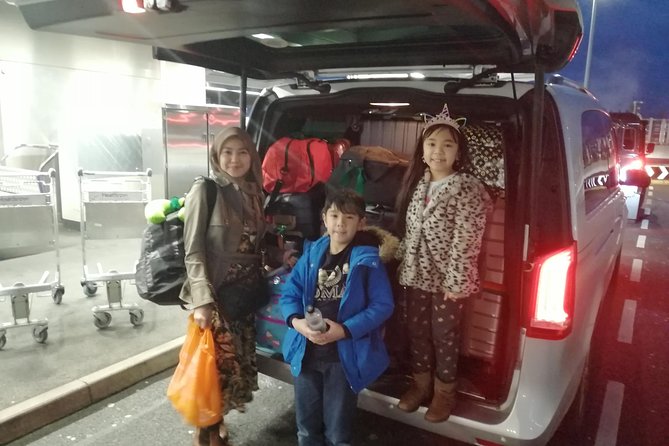 Southampton Cruise Terminal/Hotel to London with Stops at Salisbury & Stonehenge - How the Tour Balances Sightseeing and Comfort