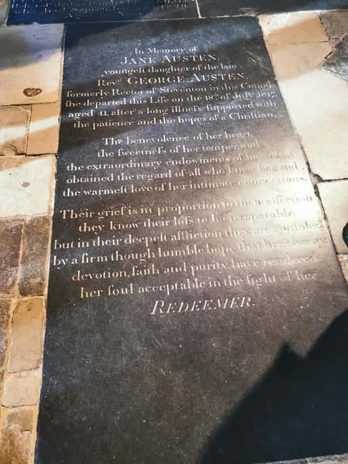 Southampton: Jane Austen's Birthplace & Winchester Day Tour - The Guide: Knowledge and Style