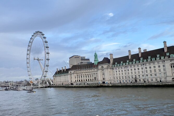 Southampton Port to Gatwick Airport Private Transfer - Only Your Group Participates