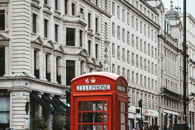 Southampton Port to London via Stonehenge Private Transportation - Key Points