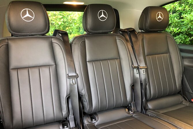 Southampton to Heathrow Airport Private Transfer - The Vehicle: Clean, Comfortable, and Wi-Fi Enabled