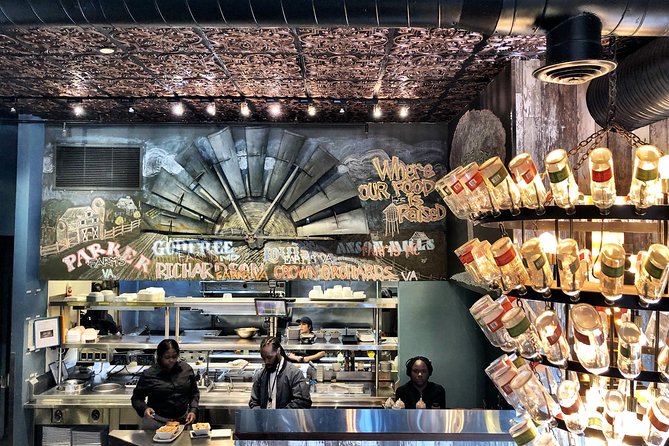 Southern Comfort - Old Town Alexandria Food & History Tour - Supporting the Local Community