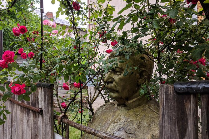 Soviet past - Private day tour to Chiatura, Katskhi pillar and Chronicles - Discovering Chiatura and Its Soviet Heritage