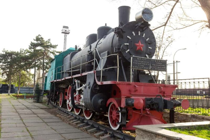 Soviet Secrets of Transnistria: Safe Tour to Bender - Free Time and Shopping in Tiraspol’s Soviet-Style Streets