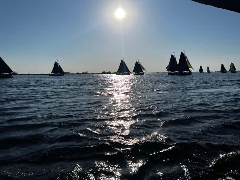 Spakenburg: boat trip on an authentic fishing boat - Wreck Cemetery and the Randmeren