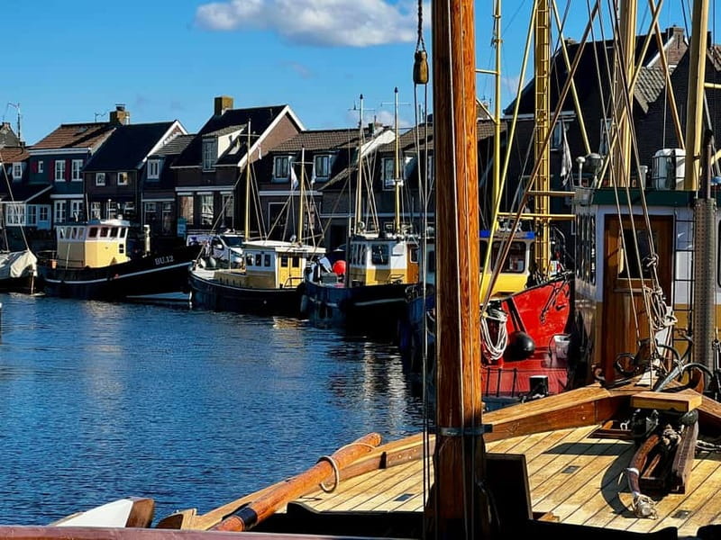Spakenburg: Guided Walking Tour of the Historic Center - Key Points