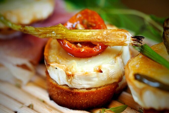 Spanish Cooking Class Palma meals+drinks 7 dishes Full meals - The Atmosphere: Fun, Engaging, and Family-Friendly