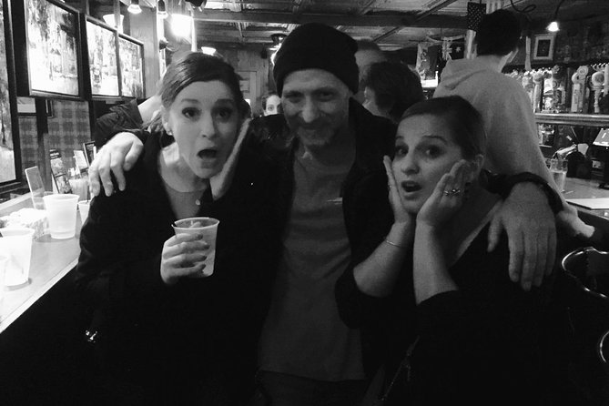 Spanish Moss Haunted Savannah Pub Crawl - Key Points