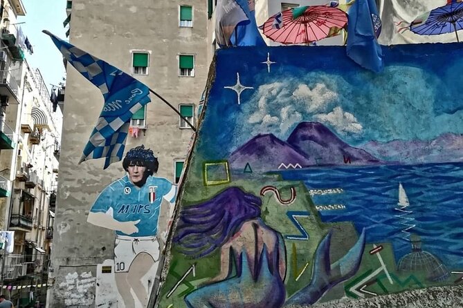 Spanish Quarter of Neaples StreetArt & Traditions, with coffee and babà - Admiring the Latest Street Art Along Via Toledo and Vico Lungo Gelso
