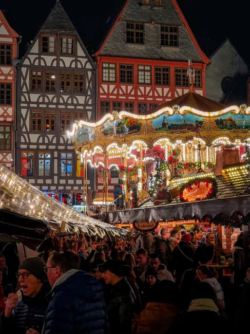 Spanish walking tour in Frankfurt with a local guide - Key Points