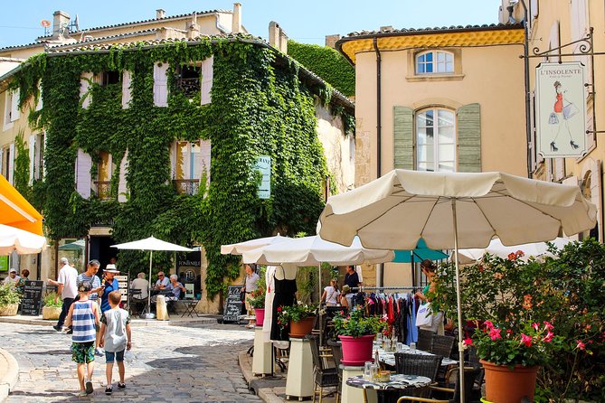 Spectacular Luberon villages - Gordes to Lourmarin private tour - Frequently Asked Questions